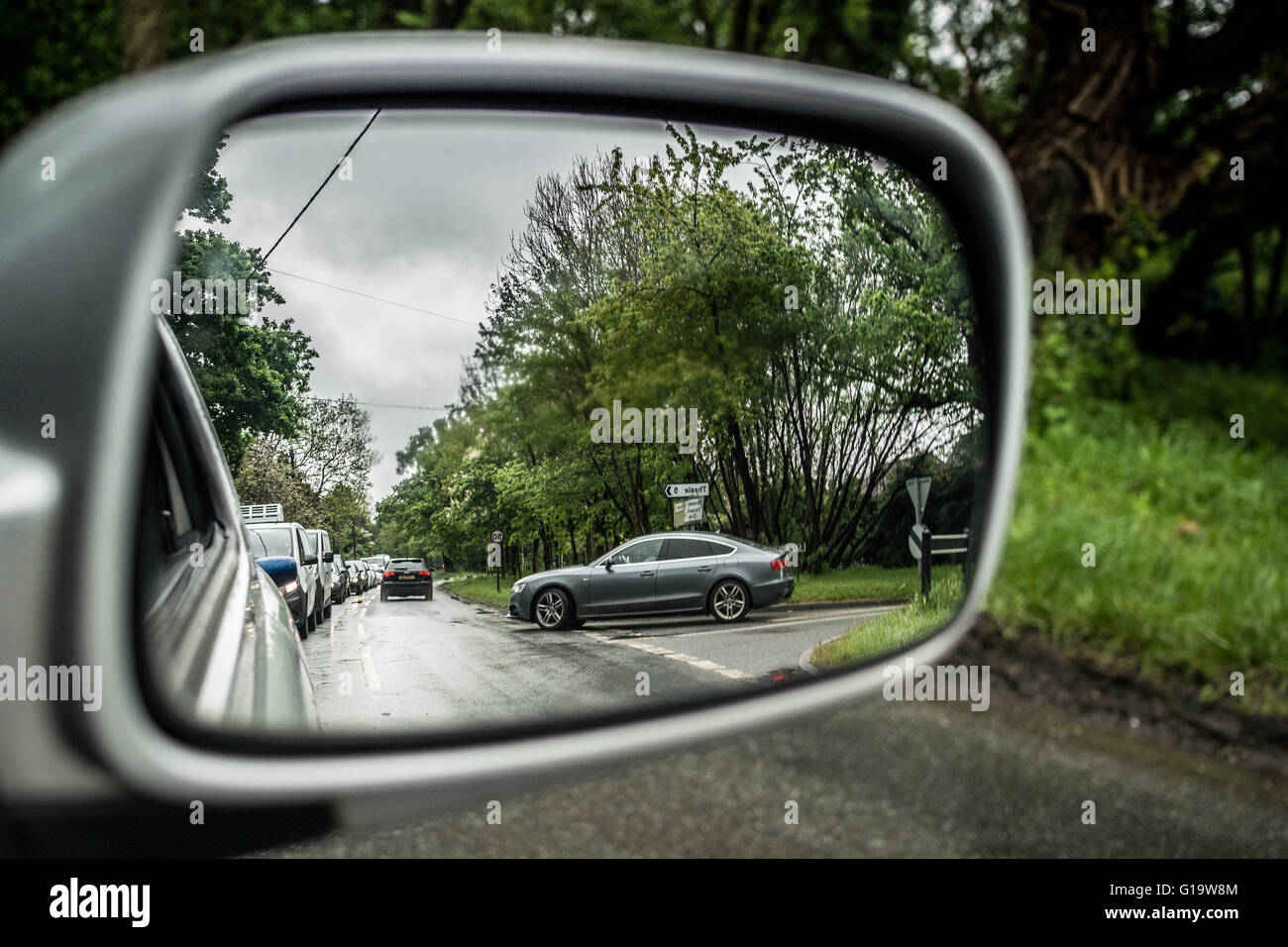 Lengthy traffic delays in rural Berkshire around Reading after the closure of the M4 motorway westbound between junction 13 & 11 Stock Photo