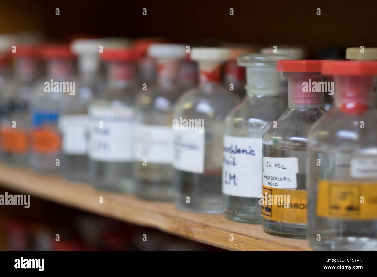 Laboratory glass jars hires stock photography and images Alamy