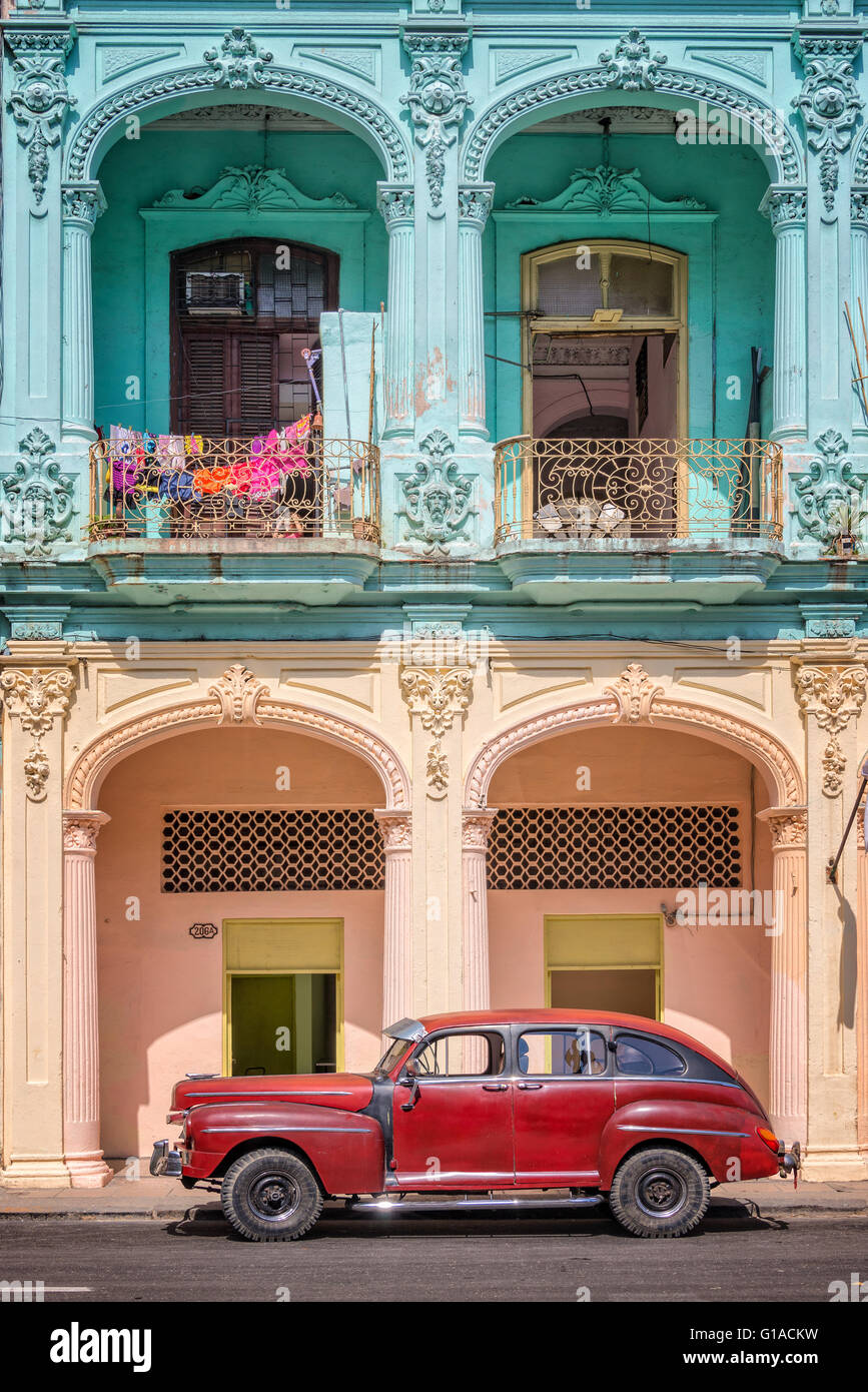Classic vintage car and coloful colonial buildings in Old Havana, Cuba Stock Photo