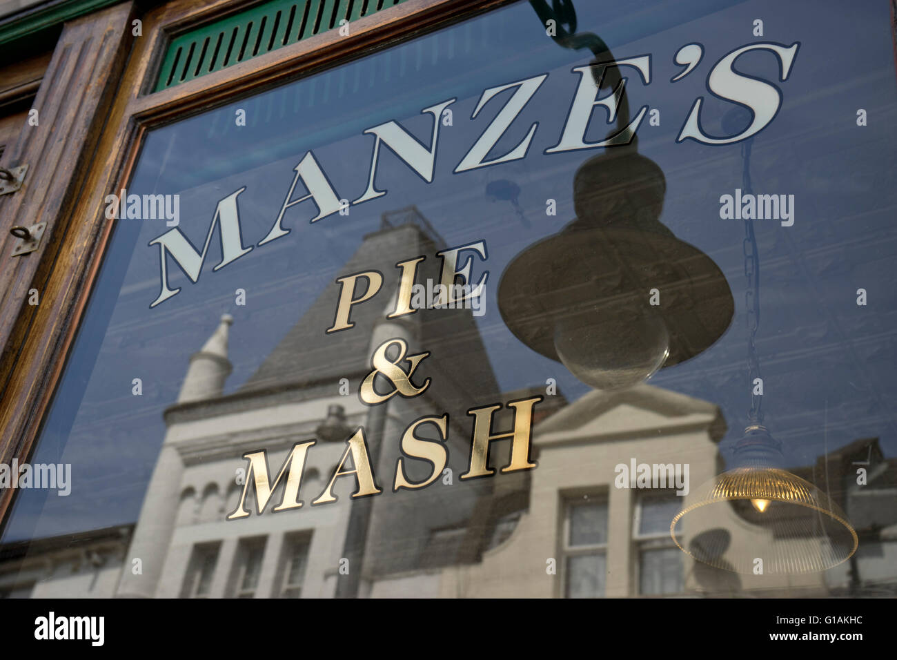 Traditional Pie and Mash and jellied eels restaurant in Walthamstow