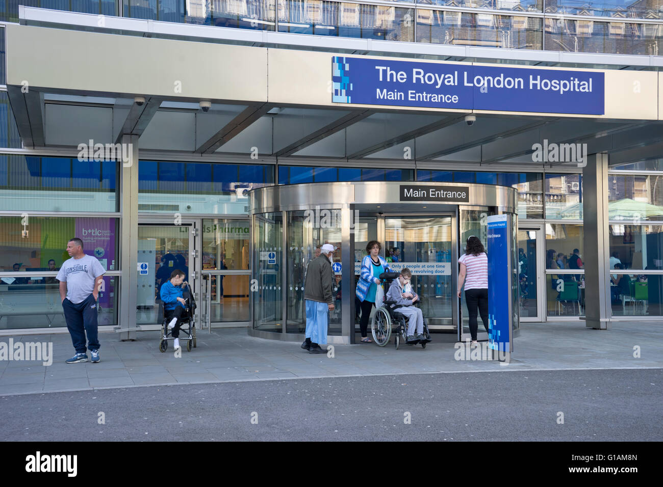 Patients and visitors at the new NHS Royal London Hospital in Whitechapel, London, UK Stock Photo