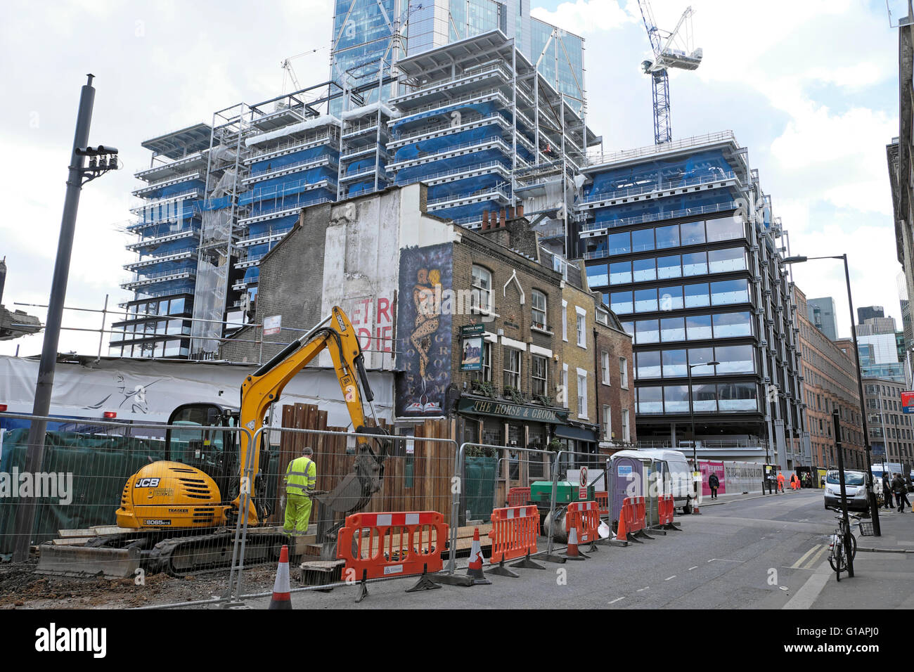 The Stage Luxury Apartments Under Construction On Shakespeare S
