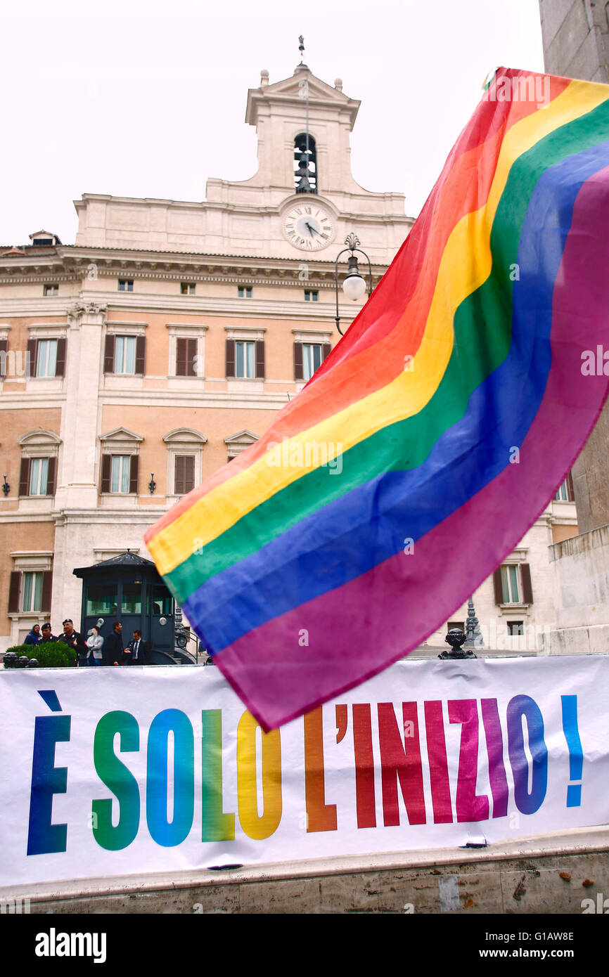 Rome, Italy. 11th May, 2016. Banner This is only the beginning Rome 11th May 2016. Demonstration for Civil Rights while at the Lower Chamber takes place the final vote for the Civil Unions.  Credit:  Insidefoto/Alamy Live News Stock Photo