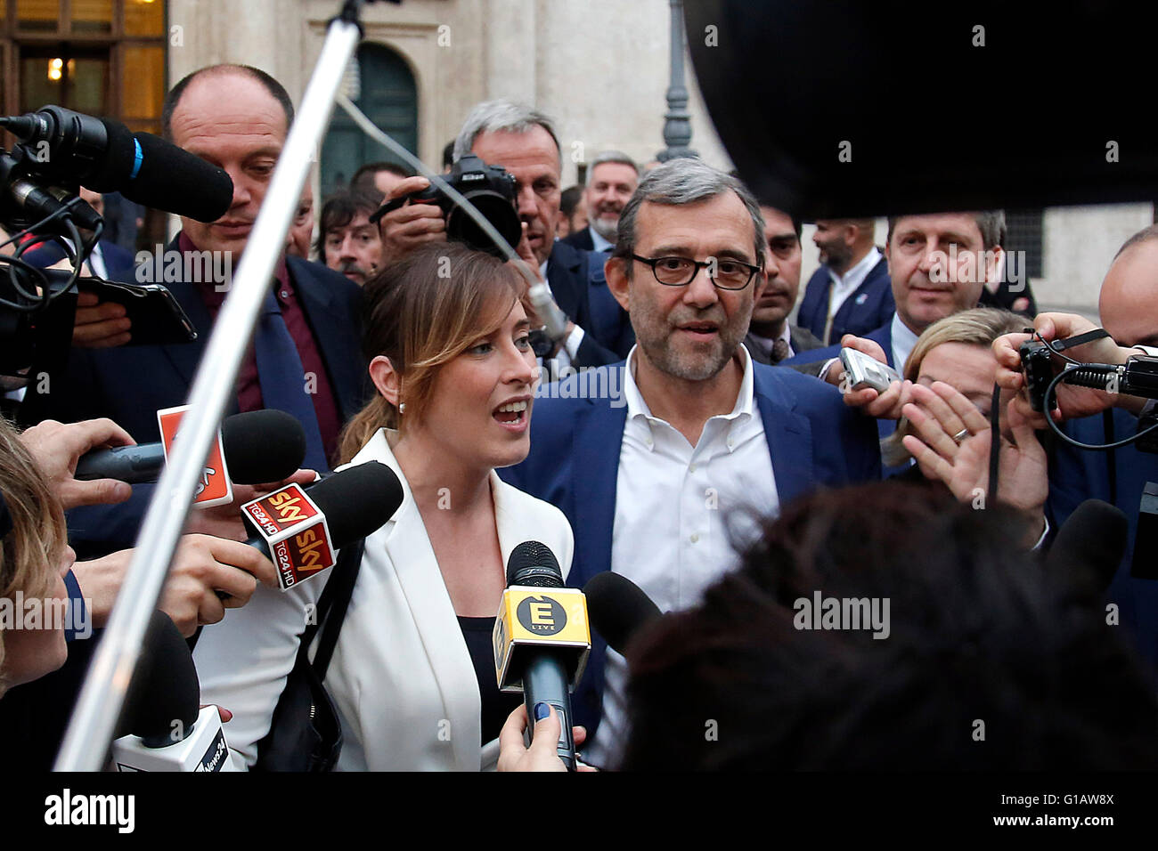 Rome, Italy. 11th May, 2016. Maria Elena Boschi and the candidate mayor of Rome  Roberto Giachetti Rome 11th May 2016. Demonstration for Civil Rights while at the Lower Chamber takes place the final vote for the Civil Unions.  Credit:  Insidefoto/Alamy Live News Stock Photo