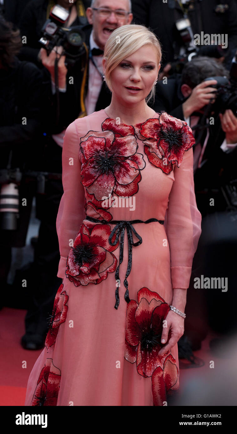 Cannes, France. 11th May, 2016. Actress Kirsten Dunst at the gala