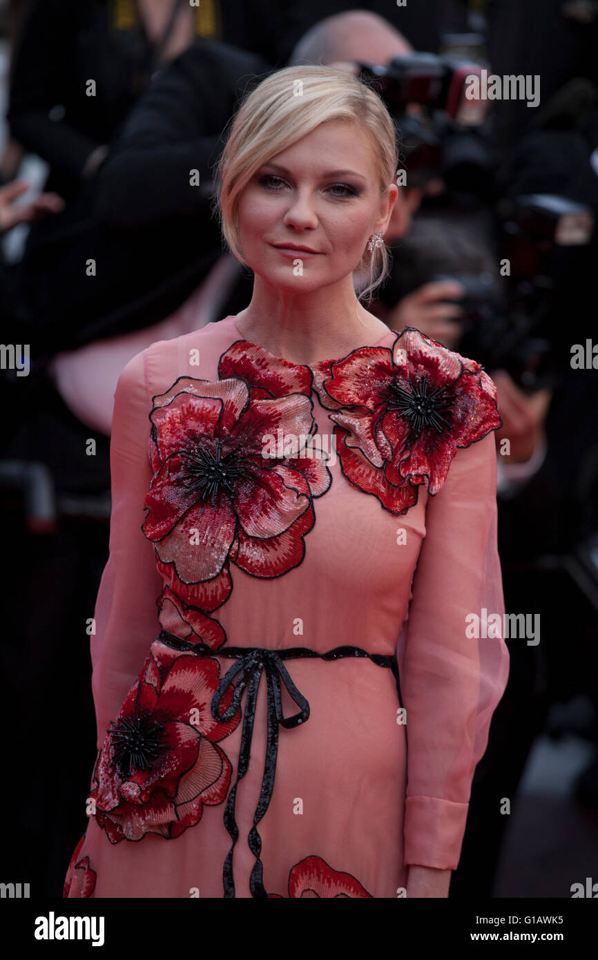 Cannes, France. 11th May, 2016. Actress Kirsten Dunst at the gala