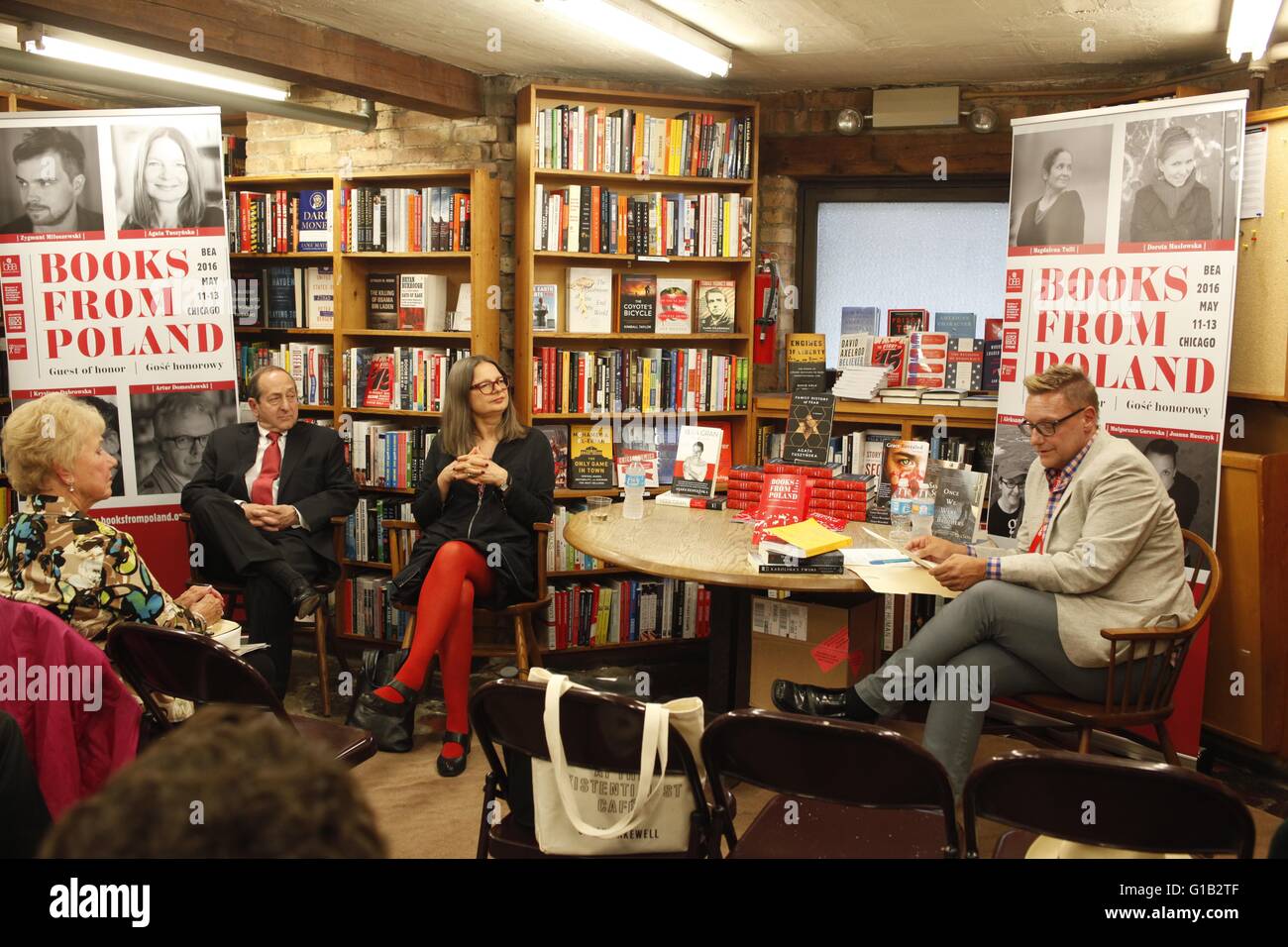 Chicago, Illinois, USA. 11th May, 2016. Polish author, Agata Tuszynska, launches 'Family History of Fear' (Knopf 2016) at 57th Street Books in conjunction with BookExpo America Credit:  David A. Goldfarb/Alamy Live News Stock Photo