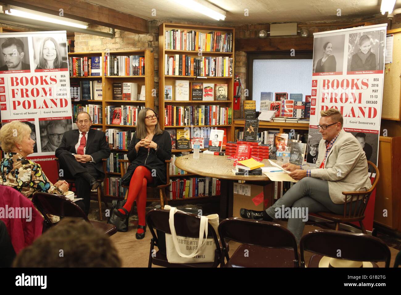 Chicago, Illinois, USA. 11th May, 2016. Polish author, Agata Tuszynska, launches 'Family History of Fear' (Knopf 2016) at 57th Street Books in conjunction with BookExpo America Credit:  David A. Goldfarb/Alamy Live News Stock Photo