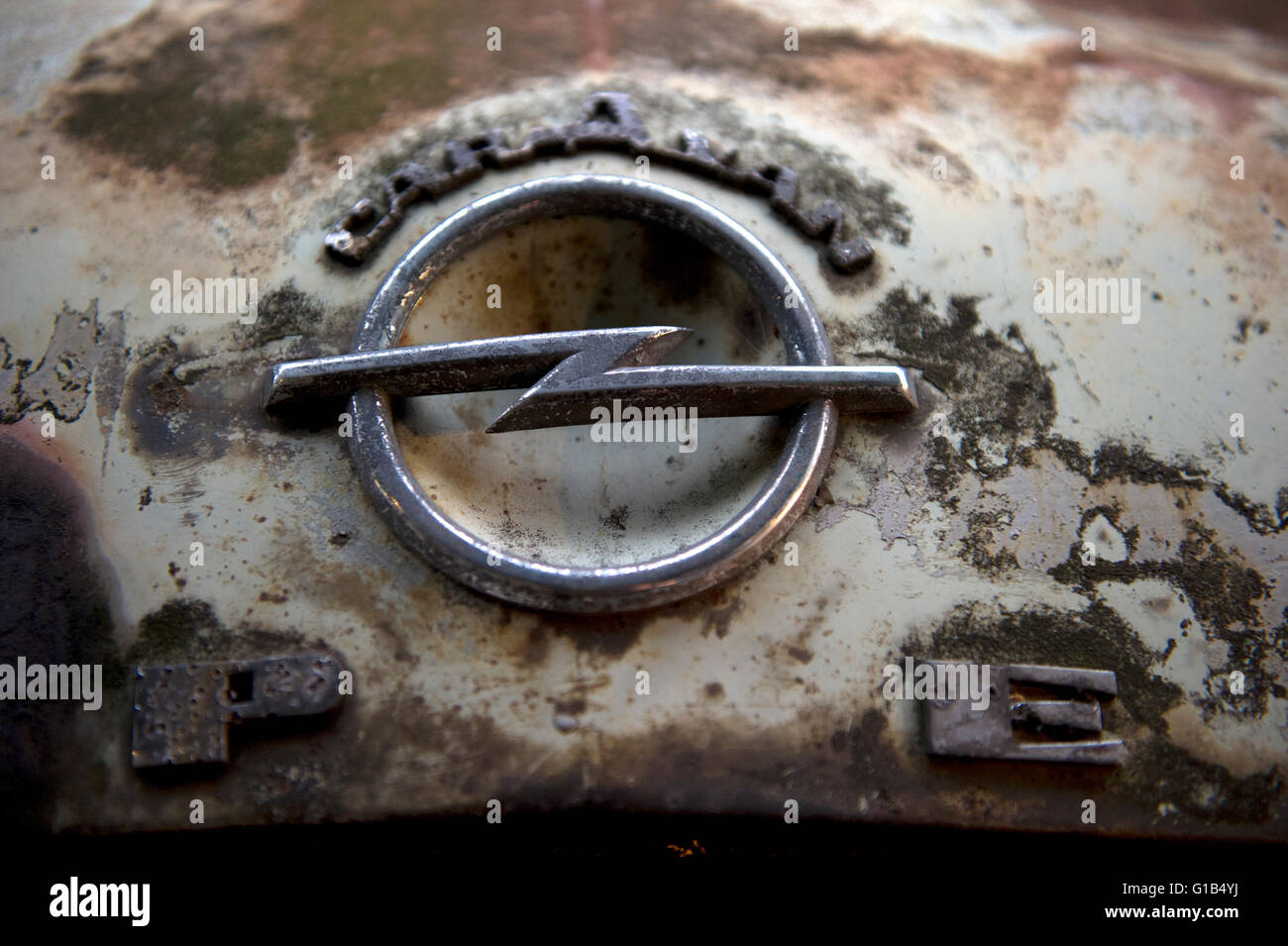 Opel Caravan High Resolution Stock Photography And Images Alamy