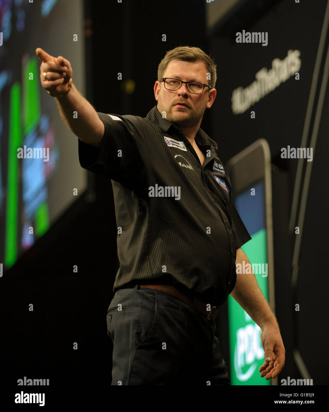 Ahoy Arena, Rotterdam, Netherlands. 12th May, 2016. Betway PDC Premier  League Darts. Night 15. James Wade [ENG] celebrates a big finish against  Robert Thornton [SCO]. Wade won the match 7-3. Credit: Action