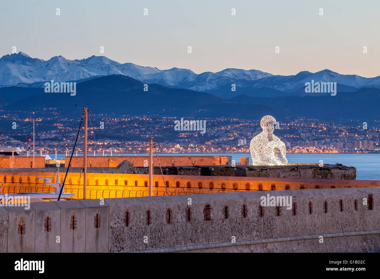 France, Alpes Maritimes, monumental sculpture Nomade d'Antibes of the Catalan Jaume Plensa and the ramparts of the Vauban harbor Stock Photo