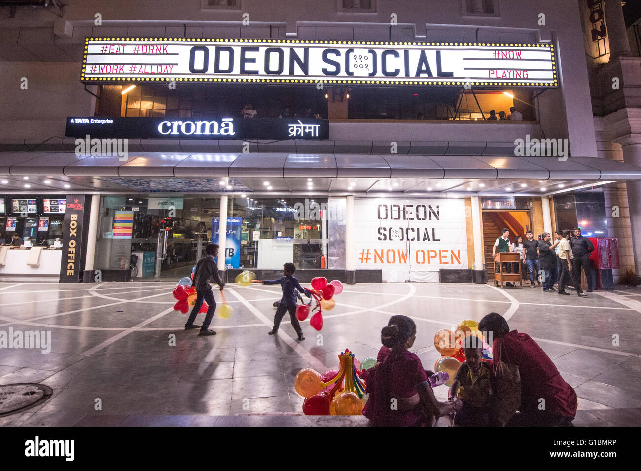 A General View Of Cinema Chain Odeon In Delhi India Credit Euan Cherry Stock Photo Alamy