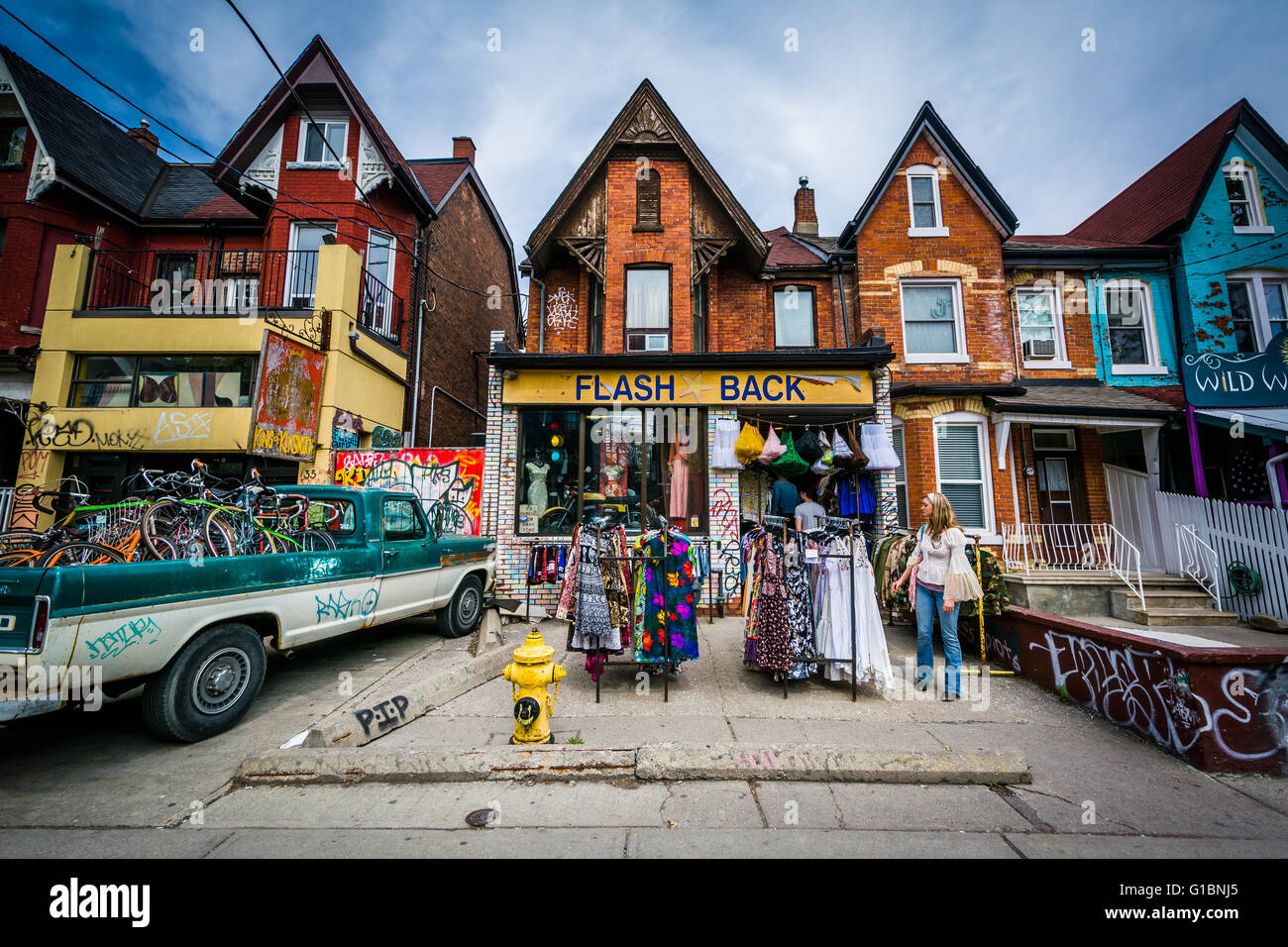 Toronto kensington avenue hi res stock photography and images Alamy