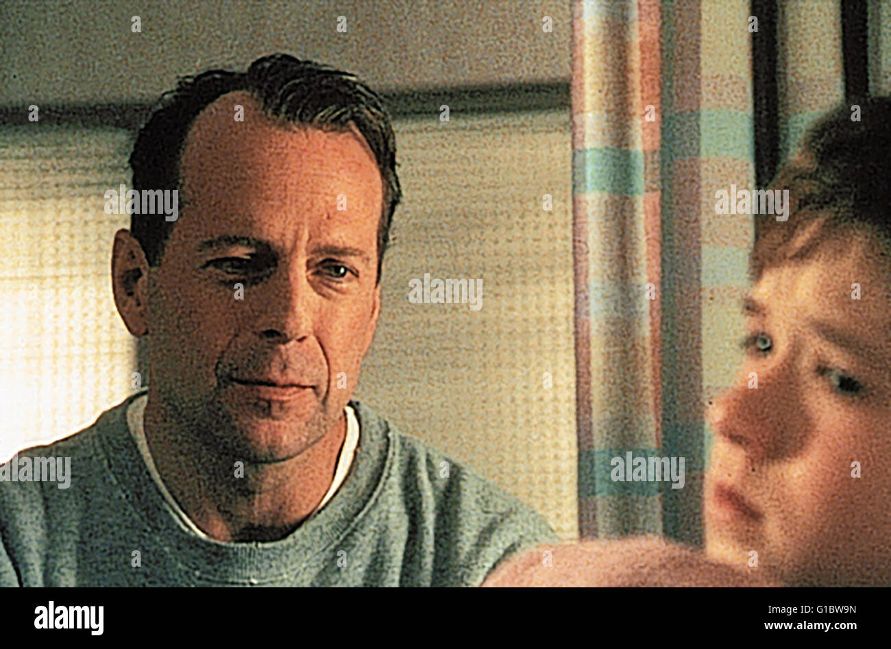 Sixth Sense, The / Haley Joel Osment / Bruce Willis Stock Photo Alamy