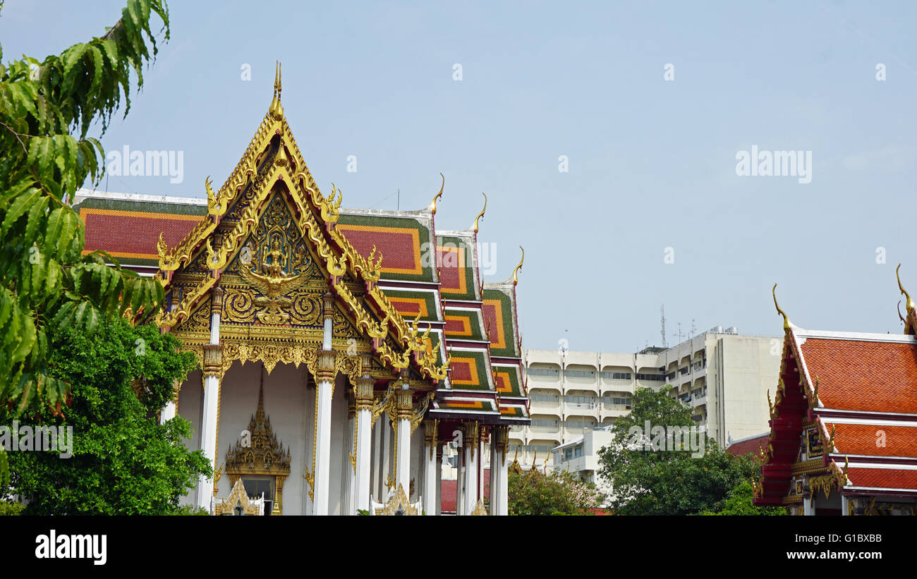 traditional thai temple in bagkok Stock Photo - Alamy