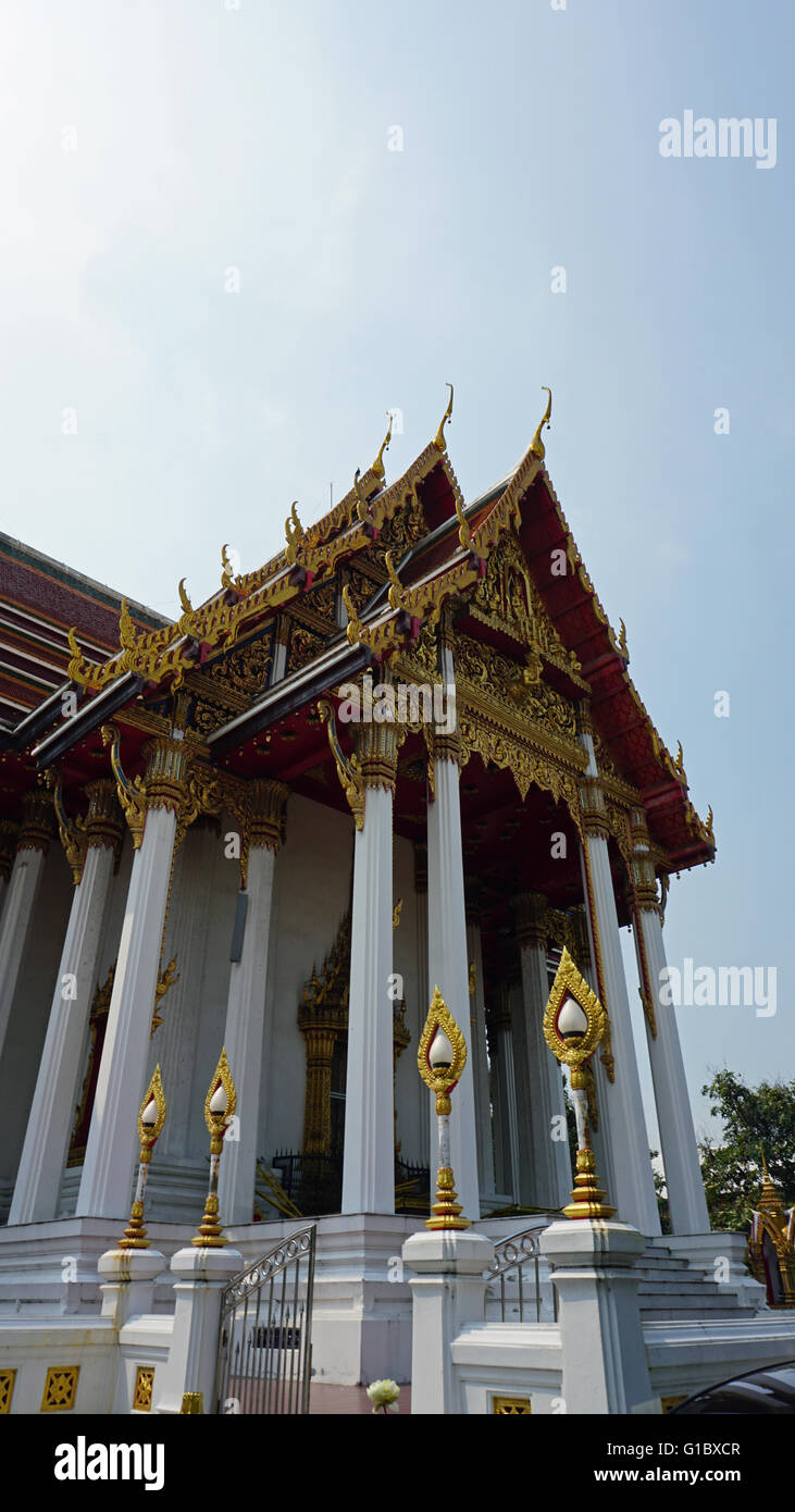 traditional thai temple in bagkok Stock Photo - Alamy