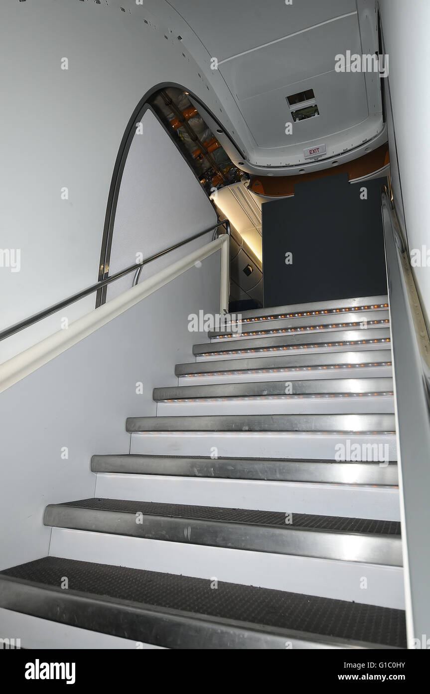 Airbus A380-861 Inside Test Aircraft F-WWDD front Stairway from Main- to upper deck Stock Photo