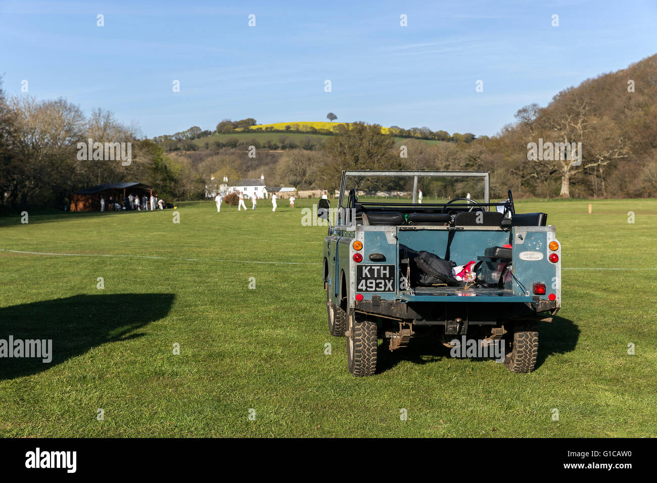 village cricket  scoreboard.park, green, garden, oak, golf, tree, meadow, club, nobody, lawn, course, grass, land rover, Stock Photo