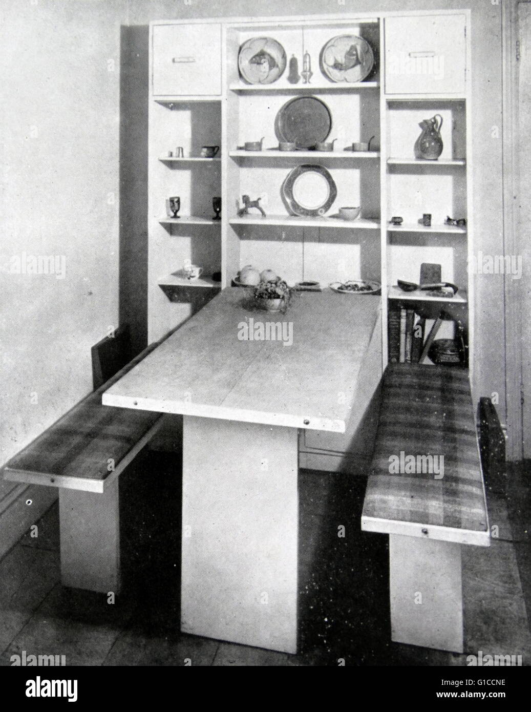 Photograph of a modern 1950's American kitchen. Dated 20th Century Stock Photo