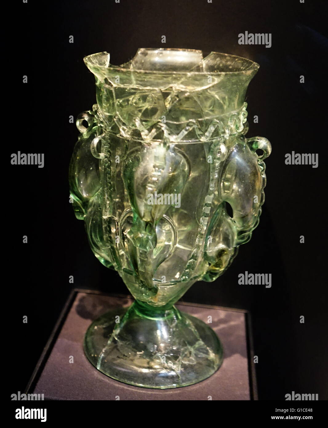 Glass claw beaker, an example of AngloSaxon England vessels. Dated 350