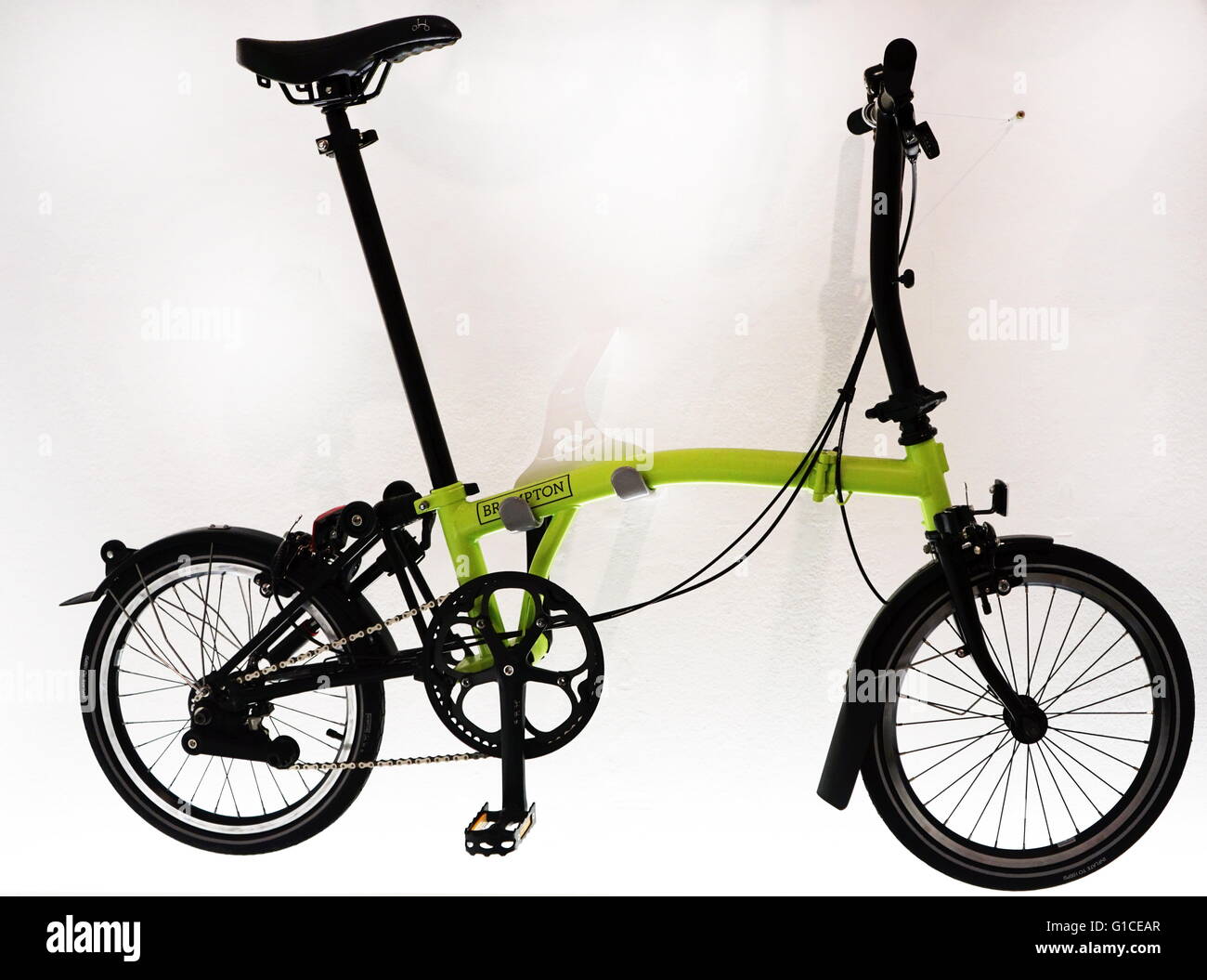 7. 8. 9. Brompton- 3 stage folding made from steel, from the Brompton Bicycle Ltd. Dated 21st Century Stock Photo