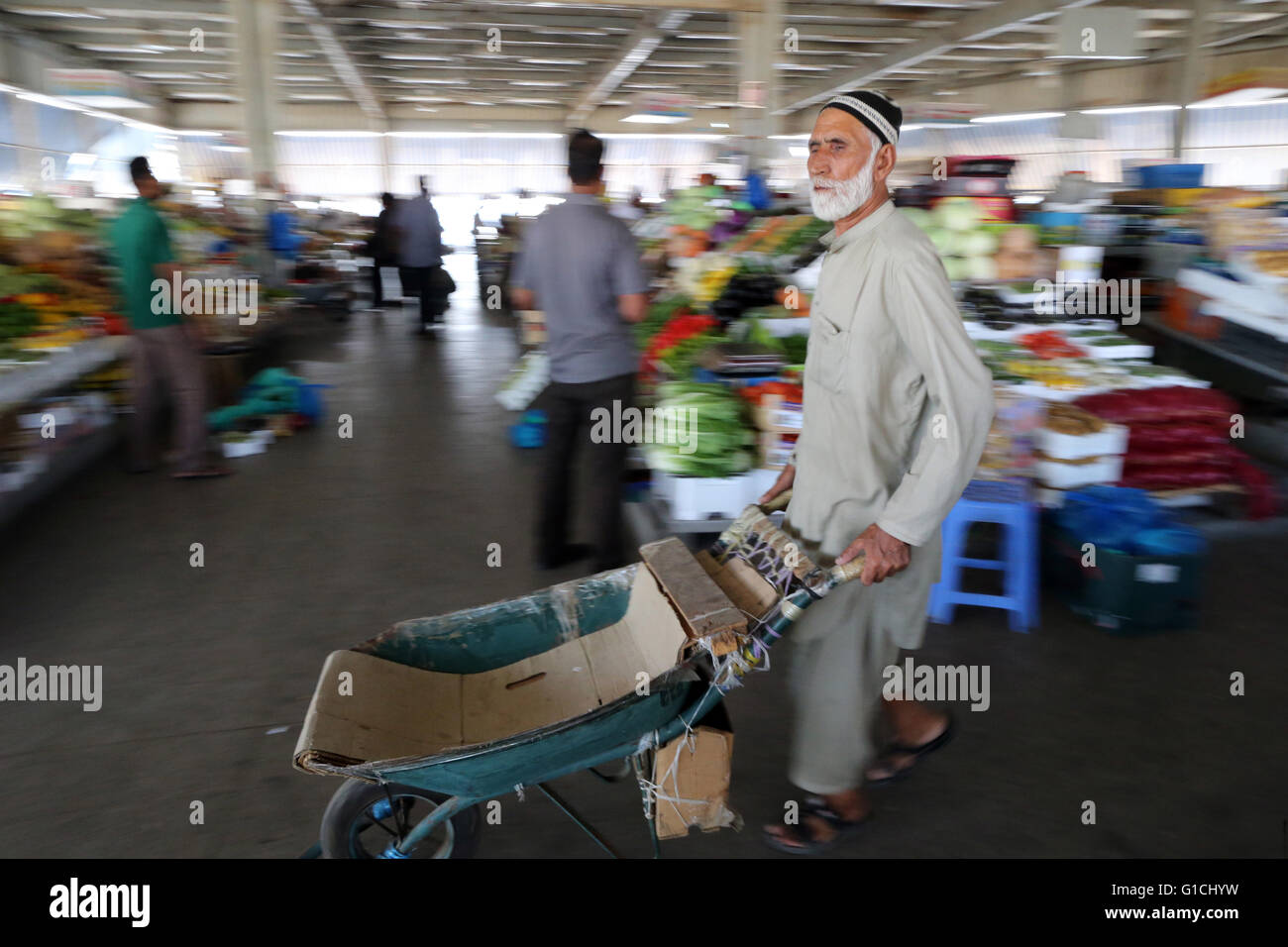 Mina Fruit and Vegetable Market[, Abu Dhabi. United Arab Emirates Stock