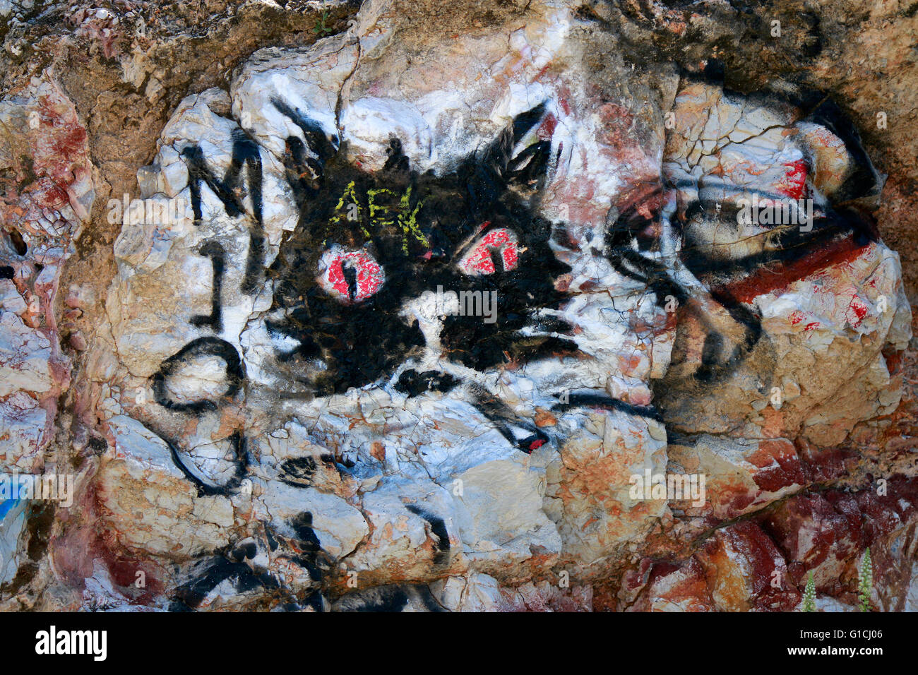 kiffende Katze - Graffity - Impressionen, Wirtschaftskrise Griechenland, 5. April 2016, Athen, Griechenland. Stock Photo