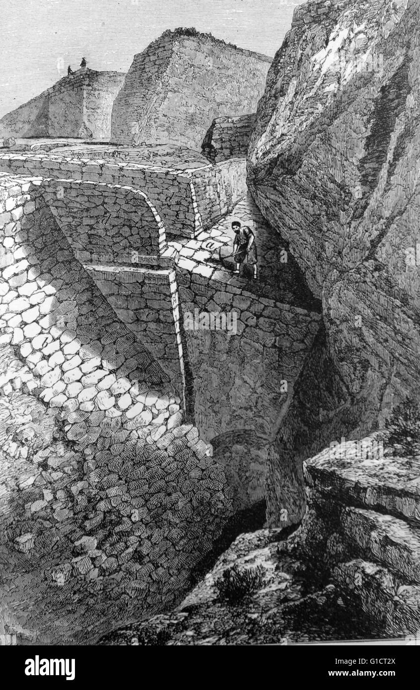 Engraving depicting the walls of the acropolis belonging to Troy VII Stock Photo