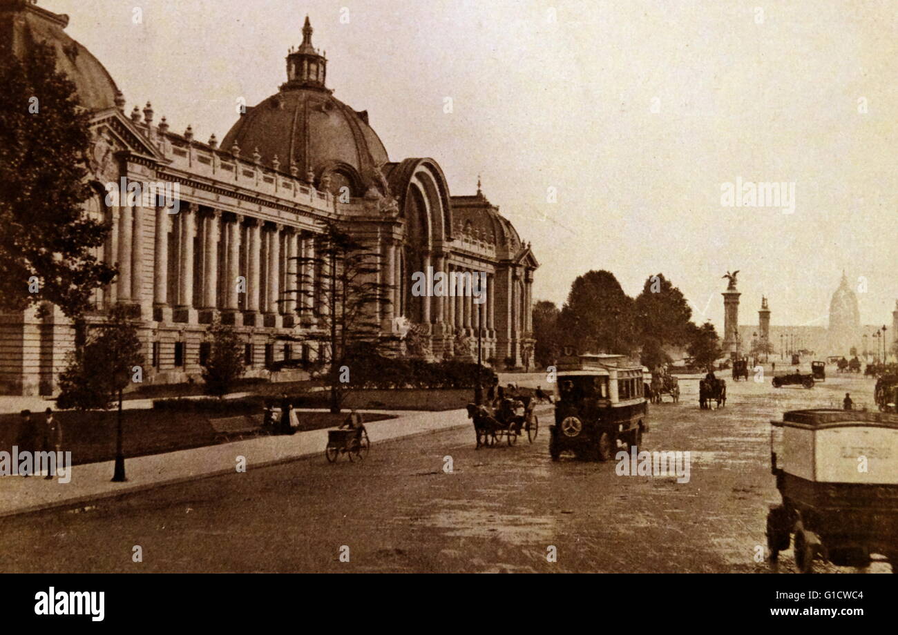 Photographic print of Palais des Beaux-Arts de Lille, one of the largest museums in France. Dated 19th Century Stock Photo