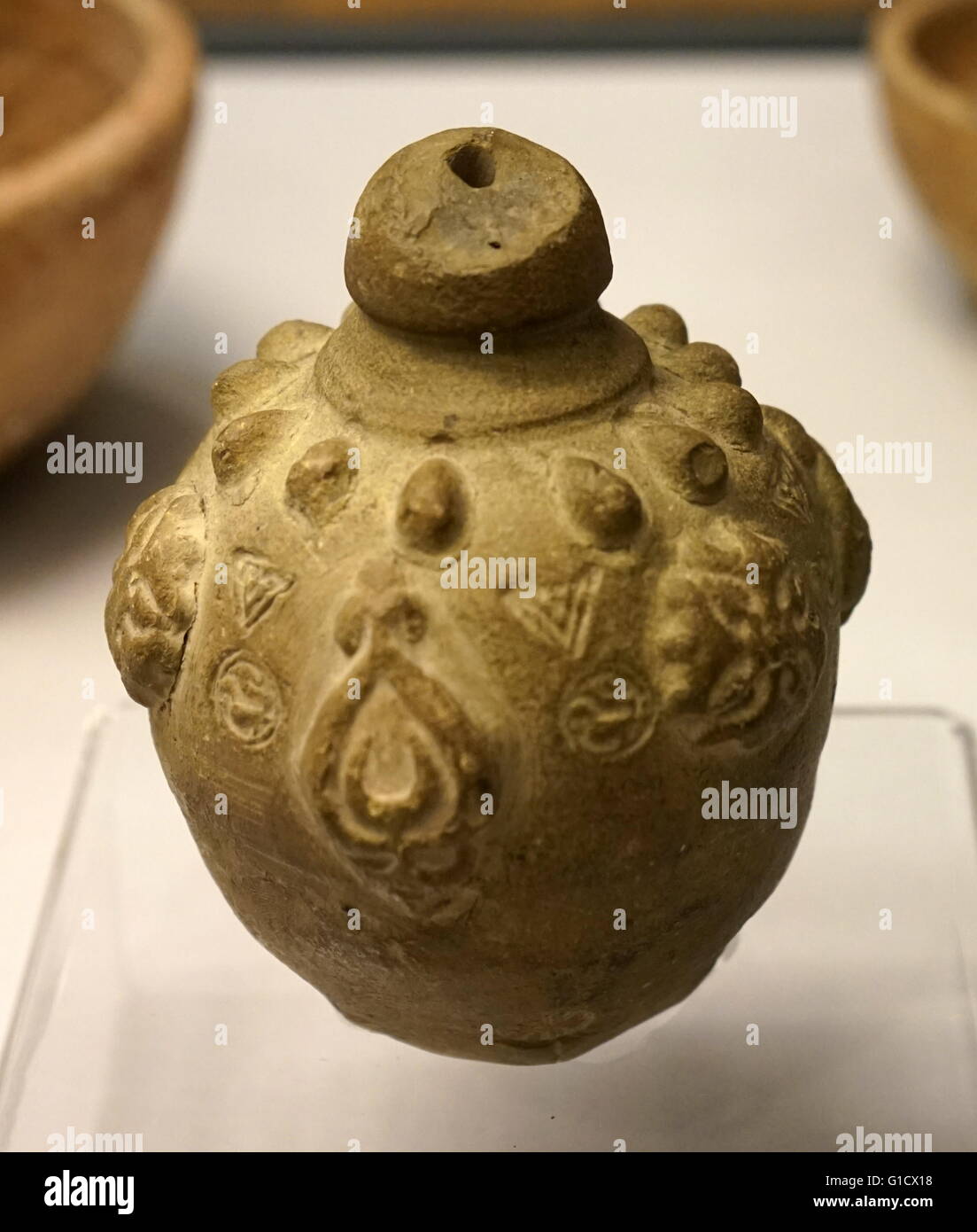 Earthenware vessel hires stock photography and images Alamy