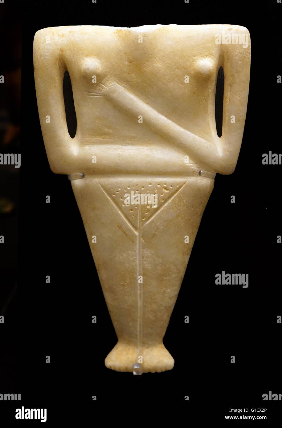 Cycladic marble figurine of a woman. Dated 25th Century BC Stock Photo
