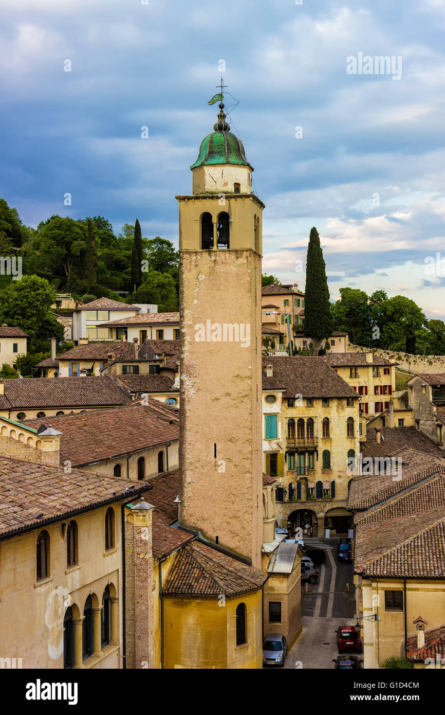 Picturesque italian village hi-res stock photography and images - Alamy