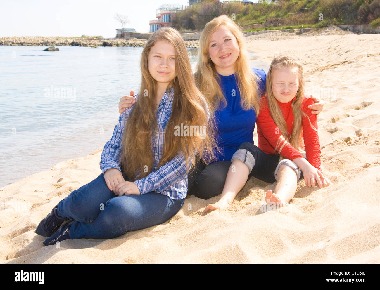 Teen Beach Girls Family