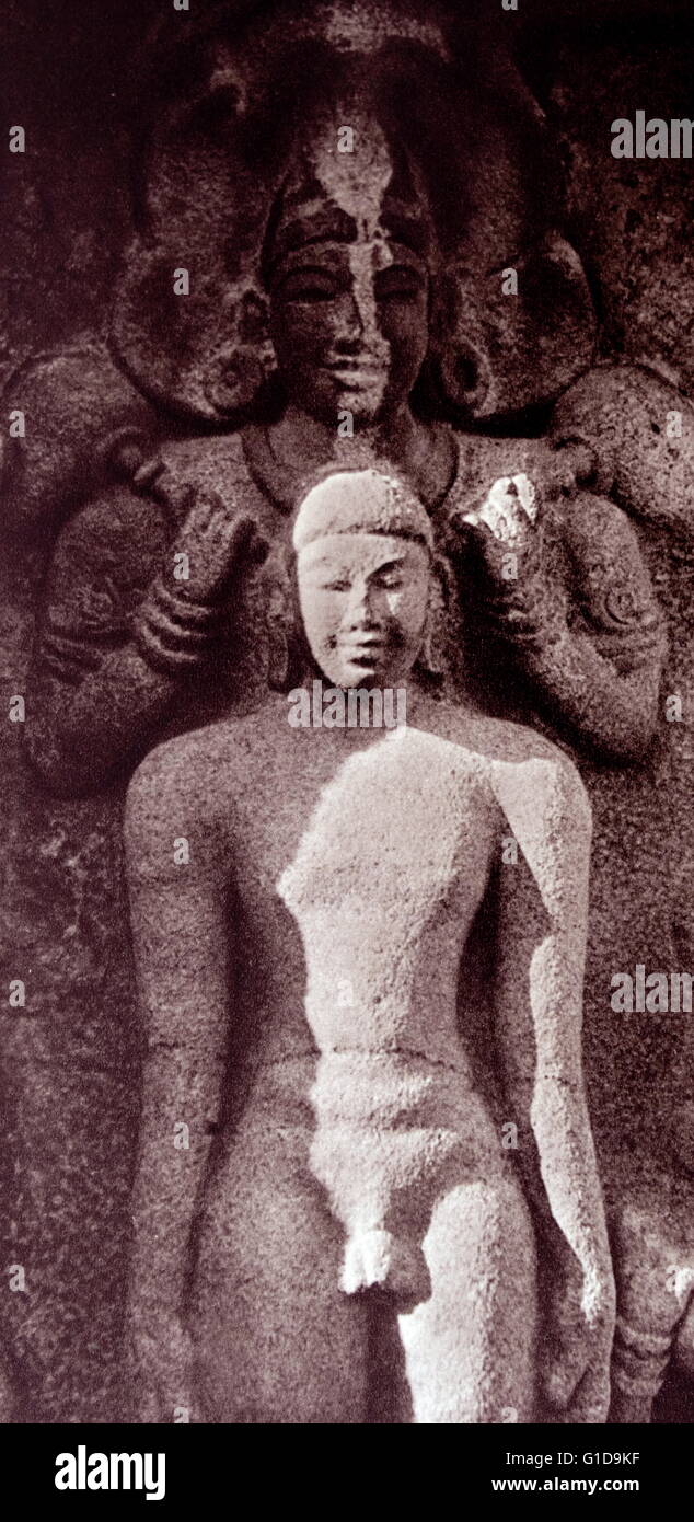 Kalugumalai Jain temple in the Indian state of Tamil Nadu. rock cut Kalugumalai Jain bas-relief, Tirthankara Parsvanatha is shown with snake hoods over his head. The yaksha Dharnendra is seen protecting him. Yakshi Padmavathi is also depicted in the sculpture. 8th century AD Stock Photo