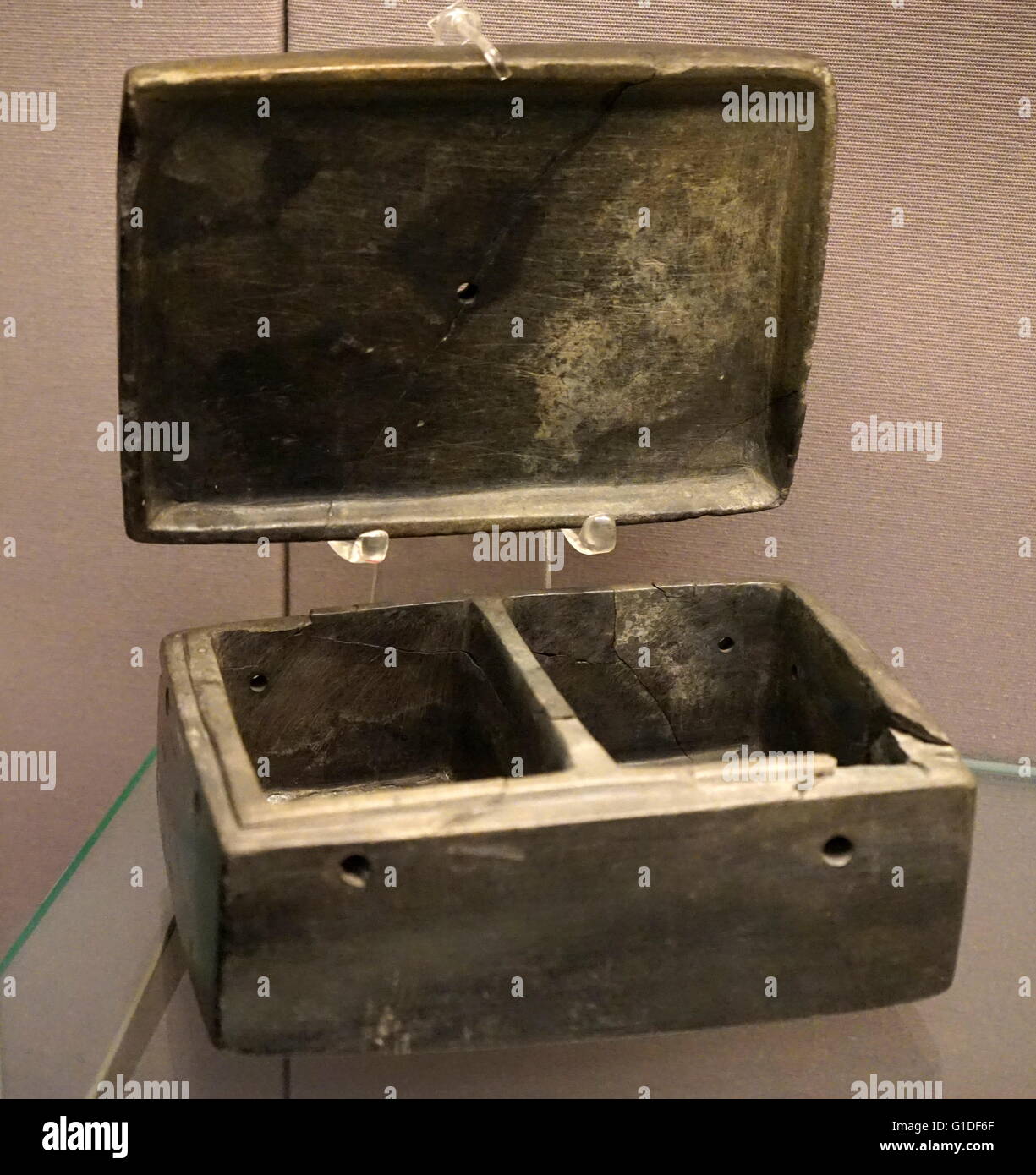 Stone box and lid with holes, from Ur. Dated 21st Century BC Stock Photo