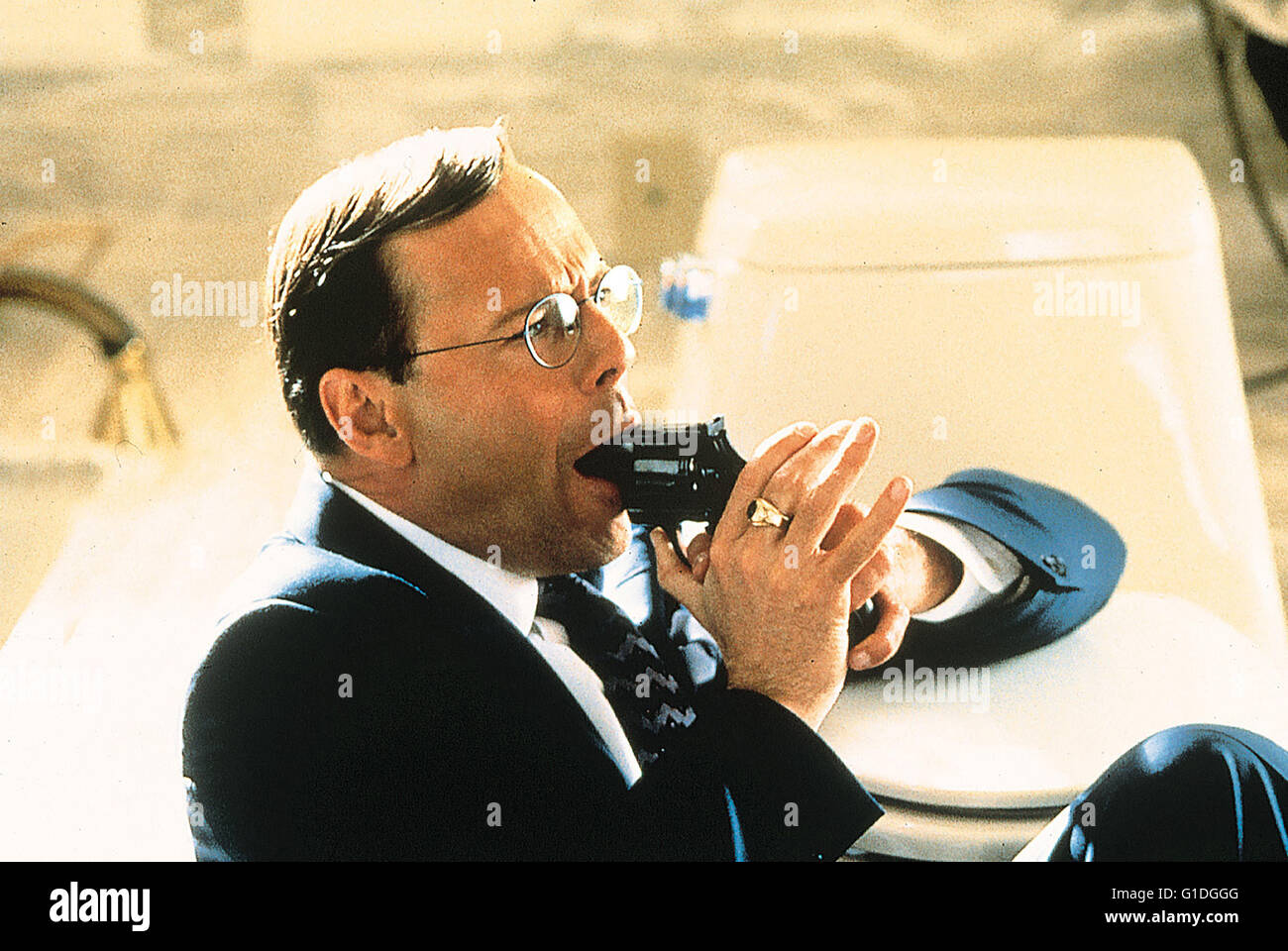 Breakfast Of Champions Bruce Willis Stock Photo Alamy breakfast-of-champions-bruce-willis-stock-photo-alamy