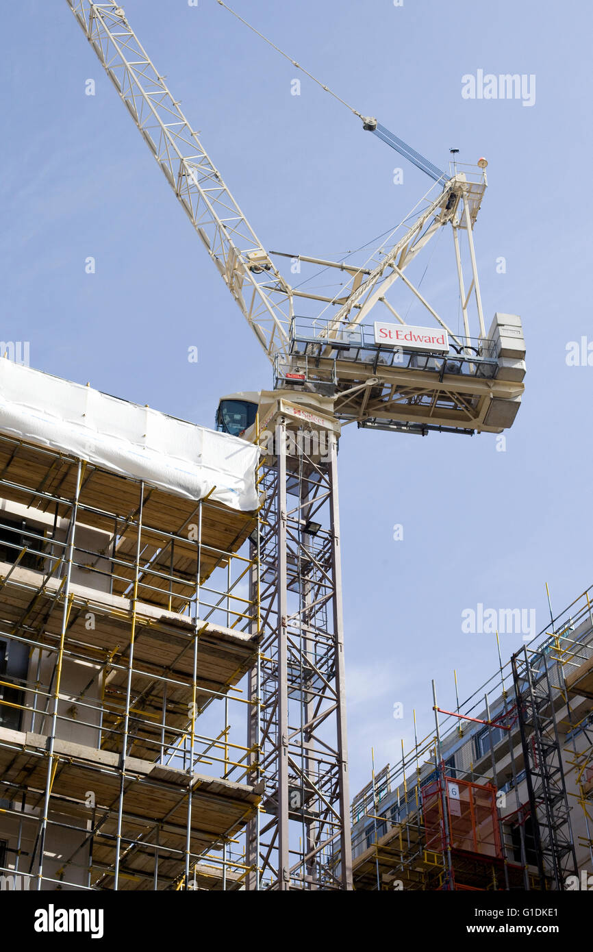 Scaffolding and crane on a construction site in London Stock Photo