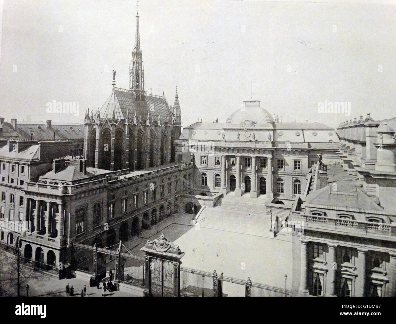 Print showing the exterior of the Palais de Justice, formerly the Palais de la Cité. Dated 19th Century Stock Photo