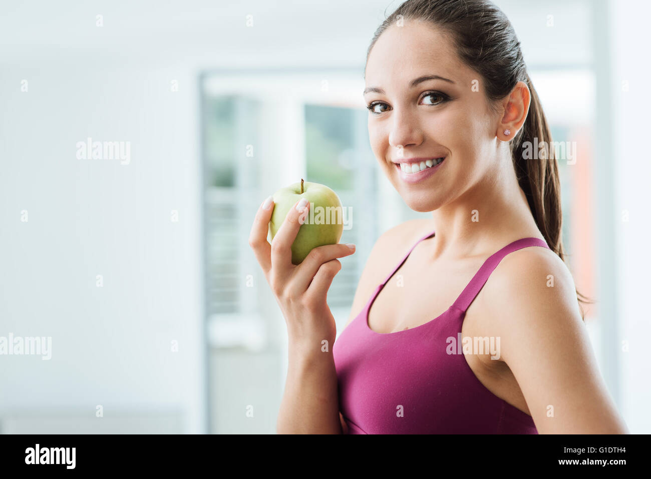 Healthy eating hi-res stock photography and images - Alamy