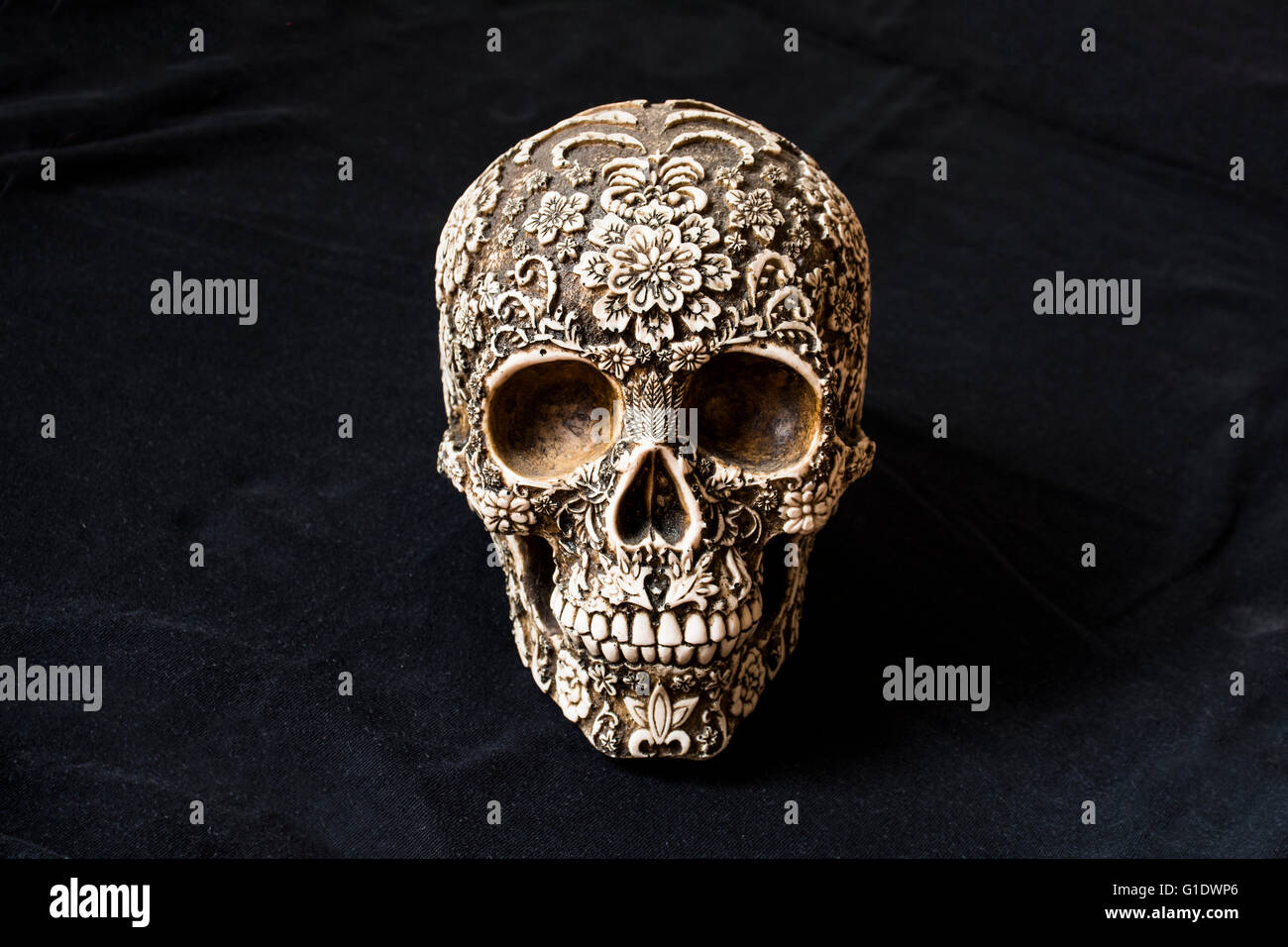 Artisan model of a decorated skull used for 'Dia de Muertos' Representation of the death or 'Parca', 'La huesuda' and many names Stock Photo