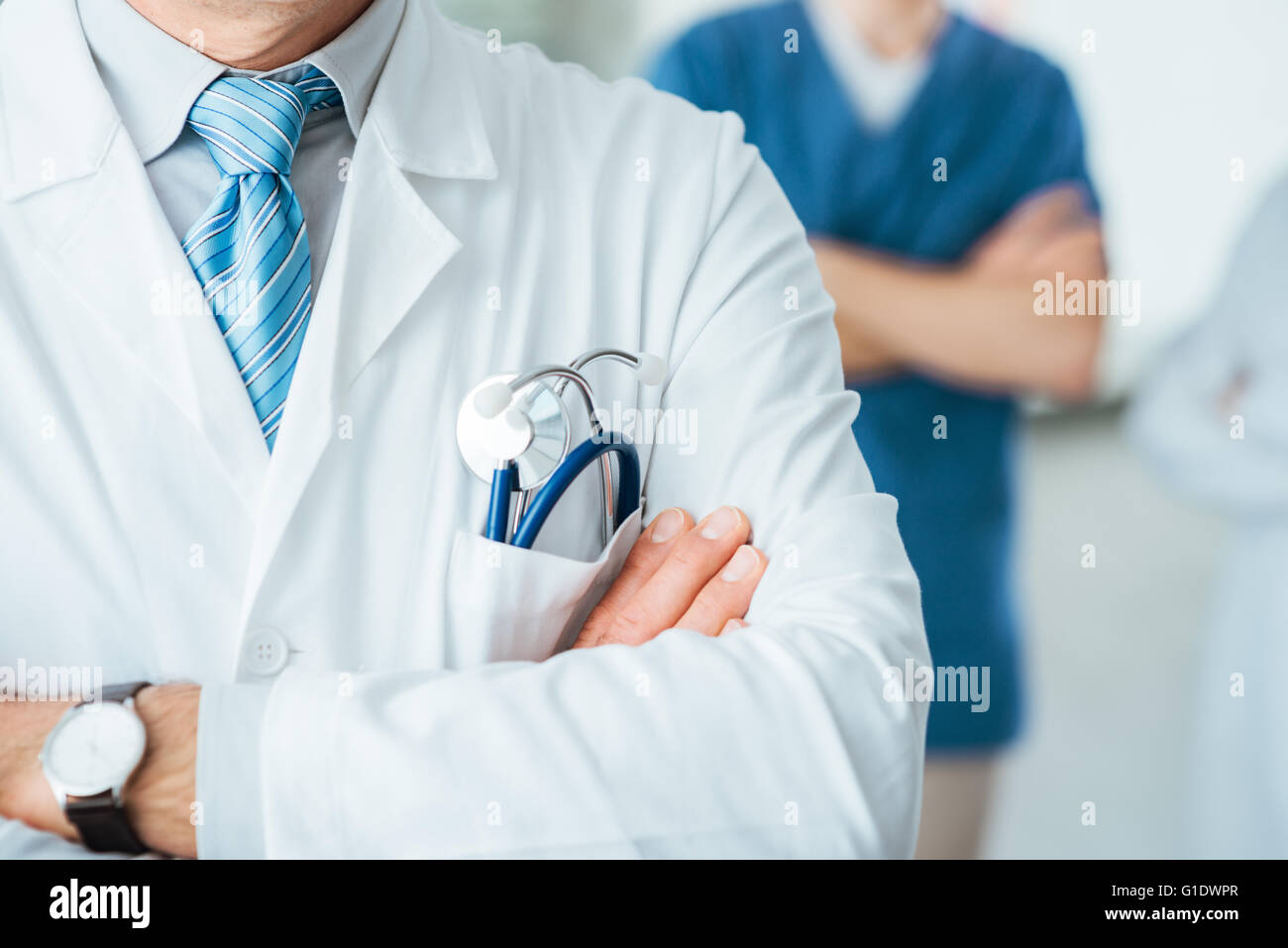 Medical team in coat hi-res stock photography and images - Alamy