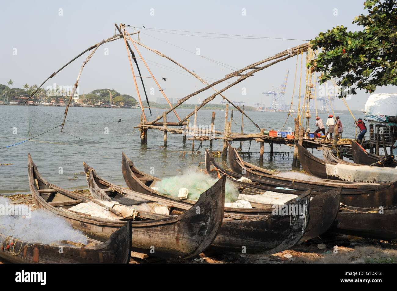 Chinese fishermen ancient hi-res stock photography and images - Alamy