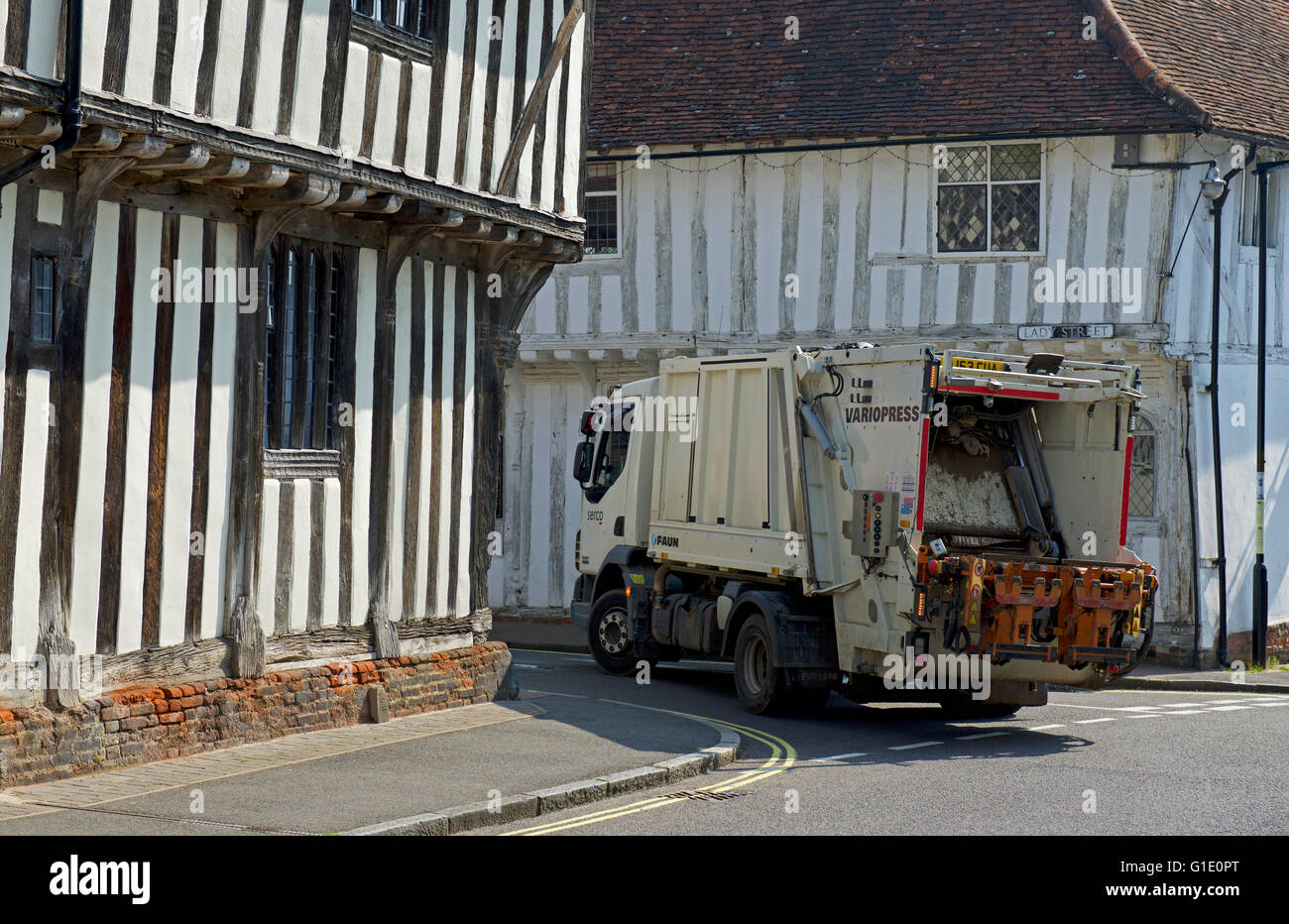 Uk bin lorry hires stock photography and images Alamy