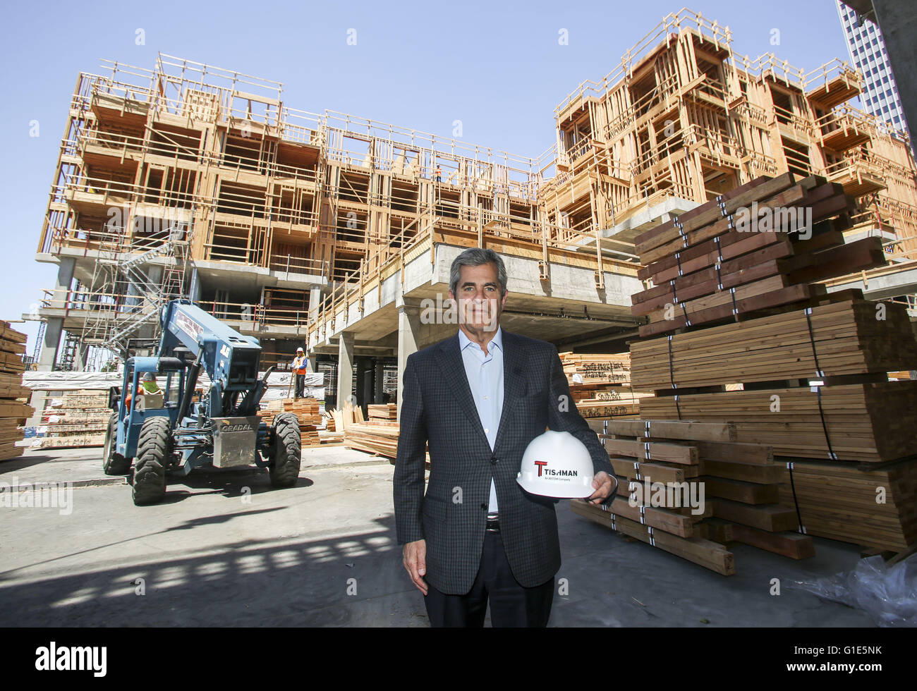 Global infrastructure hires stock photography and images Alamy