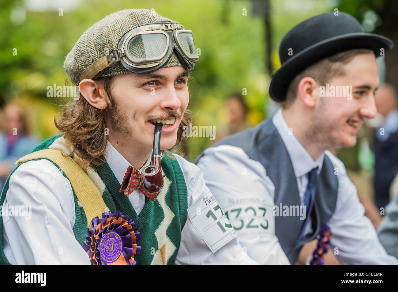 Flat ride hi-res stock photography and images - Alamy