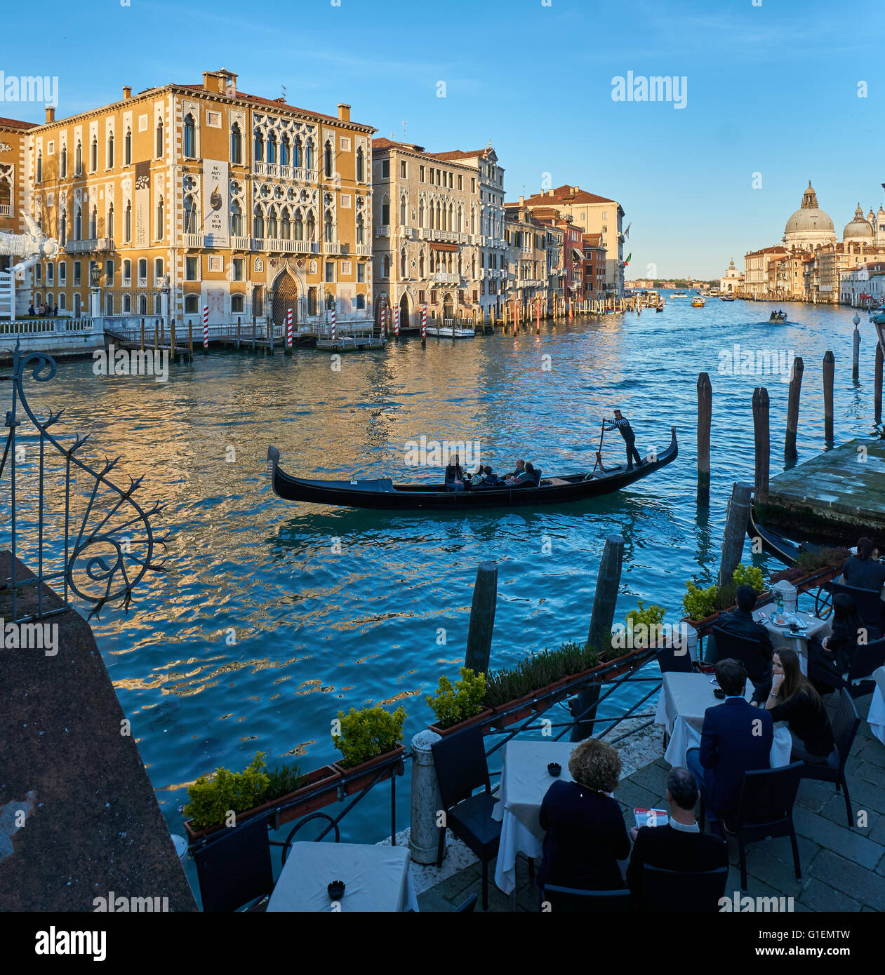 Waterfront dining in venice italy hi res stock photography and images Alamy