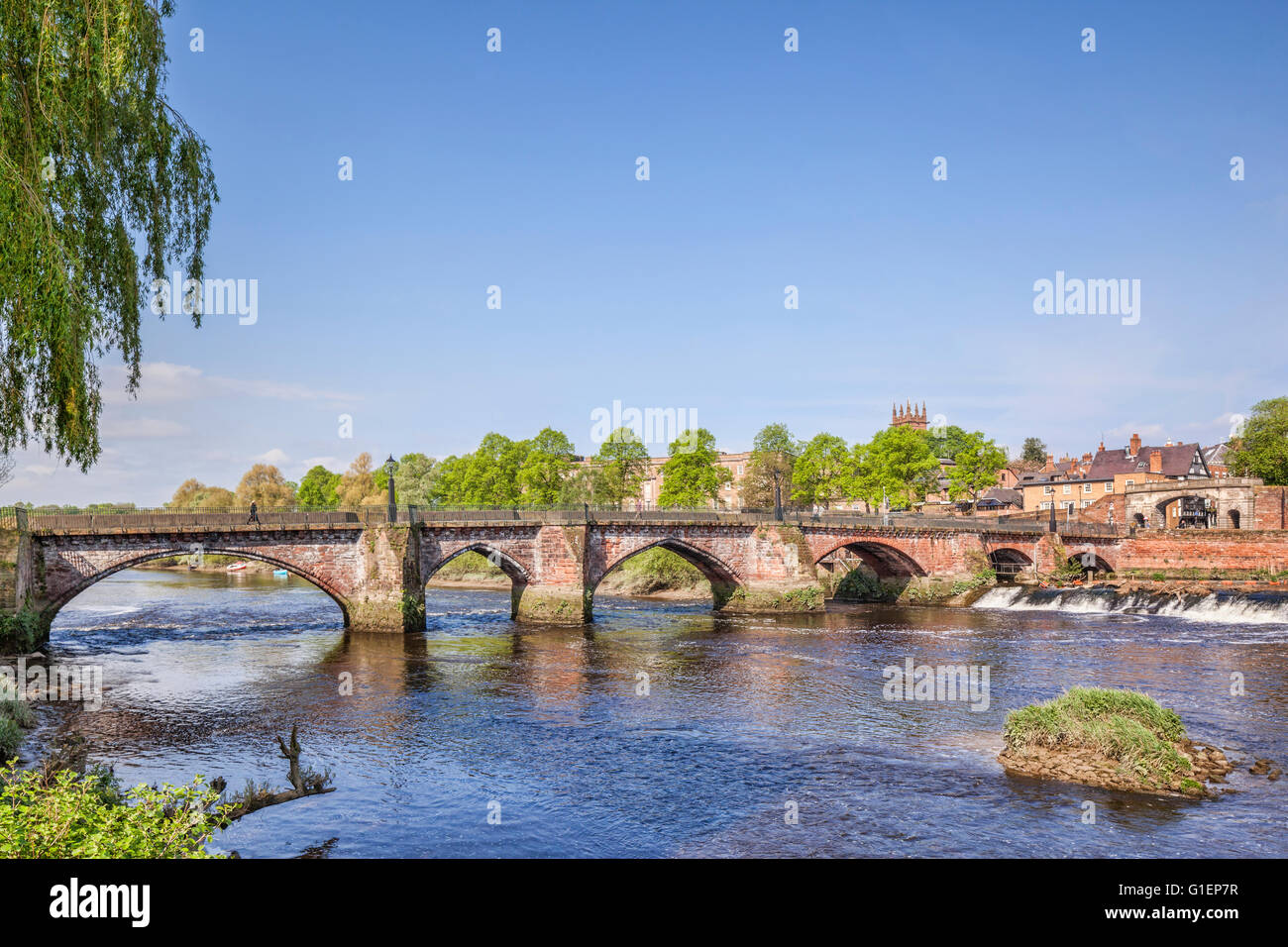 The Old Dee Bridge and the River Dee, Chester, Cheshire, England, UK Stock Photo