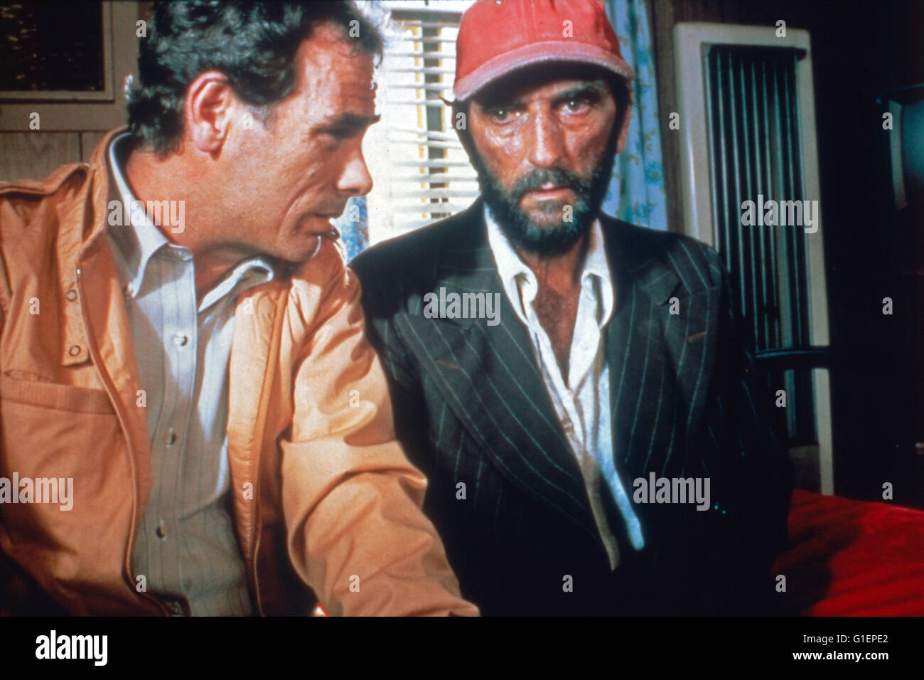 Paris, Texas, Spielfilm, Deutschland/Frankreich/Großbritannien 1984, Regie: Wim Wenders, Darsteller: Dean Stanton (rechts) Stock Photo
