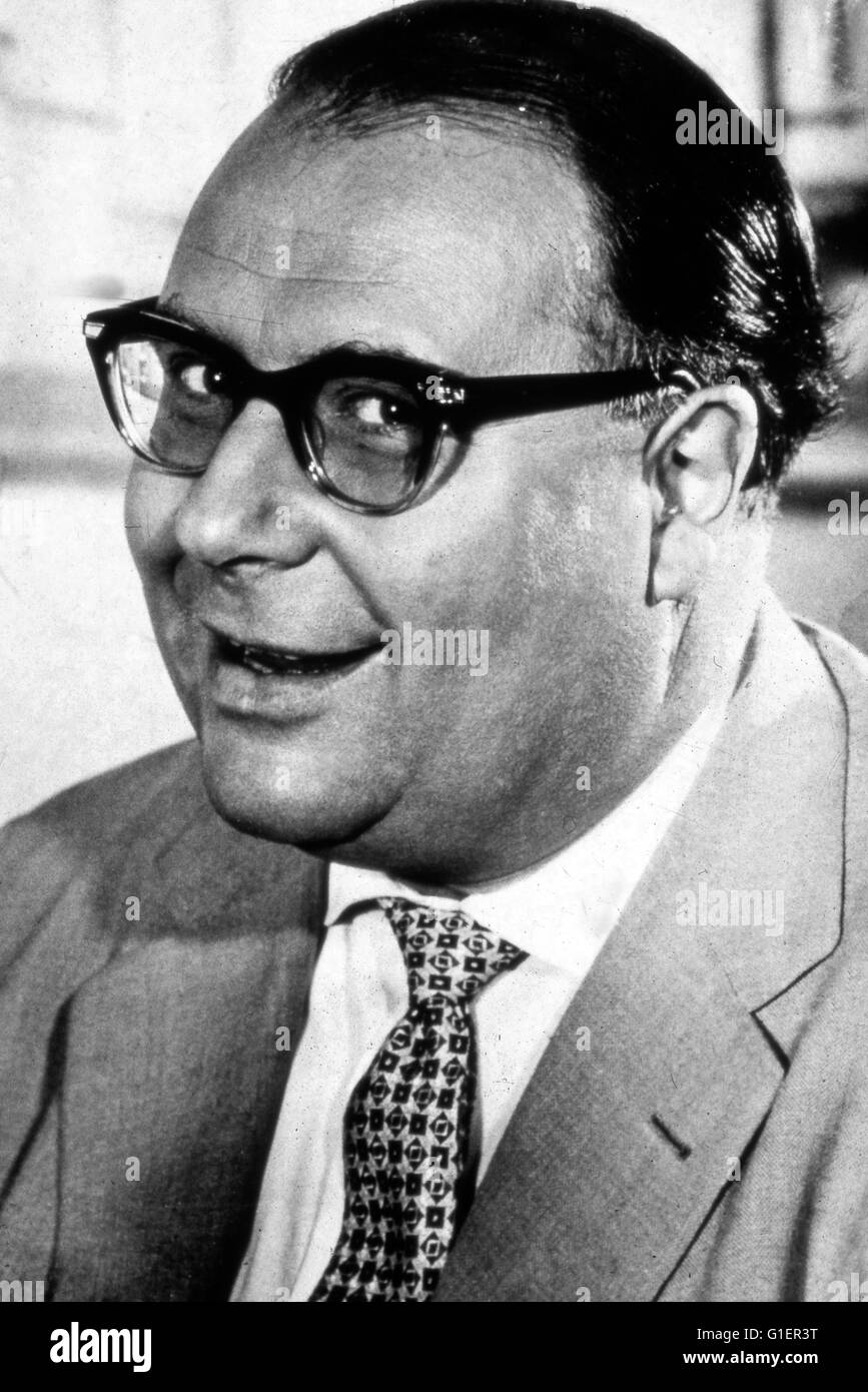 Der deutsche Schauspieler und Komiker Heinz Deutschland 1950er Jahre. German actor and comedian Heinz Erhardt, Germany 1950s. Stock Photo