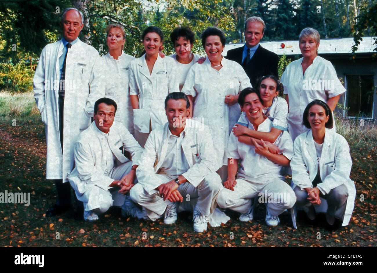 Für alle Fälle Stefanie, Fernsehserie, Deutschland 1995 - 2004, Darsteller: das Krankenhausteam Stock Photo